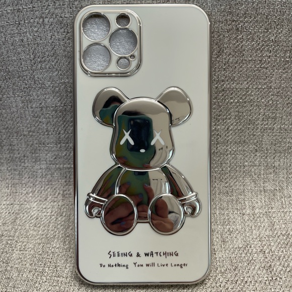 Electroplate Silver Violent Bear in White Background iPhone Case - Picture 4 of 11